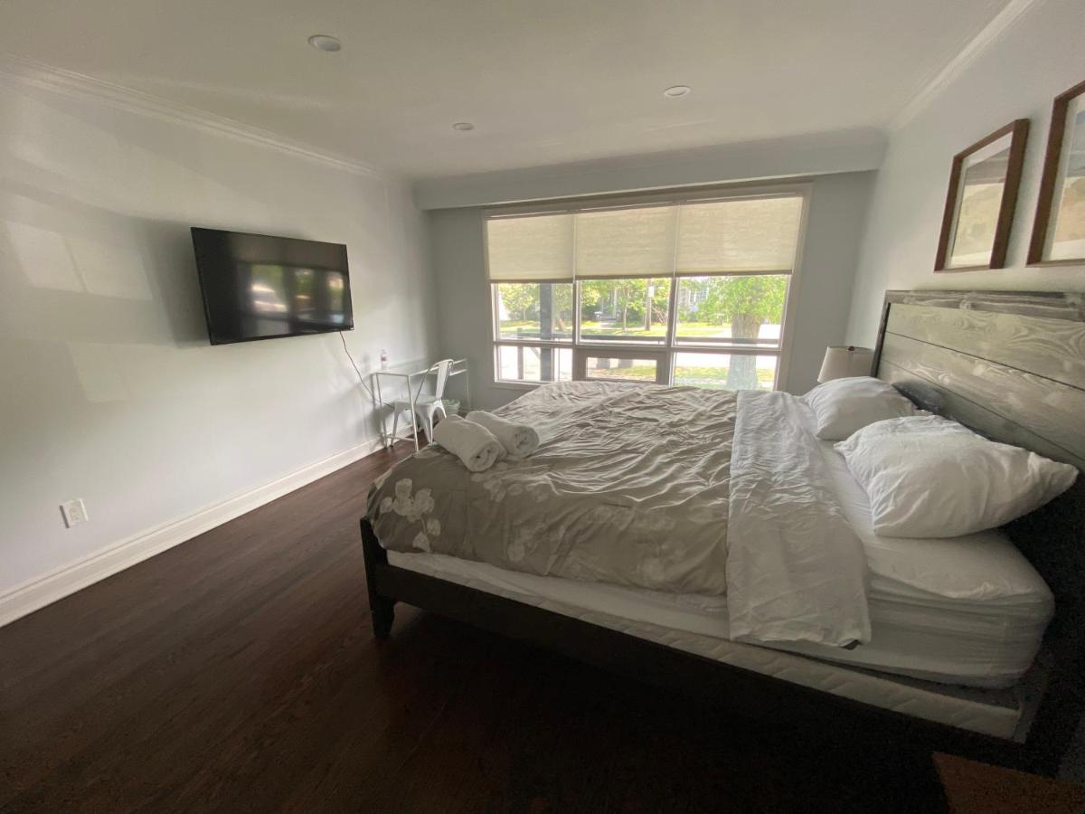 Yonge And Finch Subway !L Spacious & Bright Private Bedroom With Shared Amenties Toronto Exterior photo