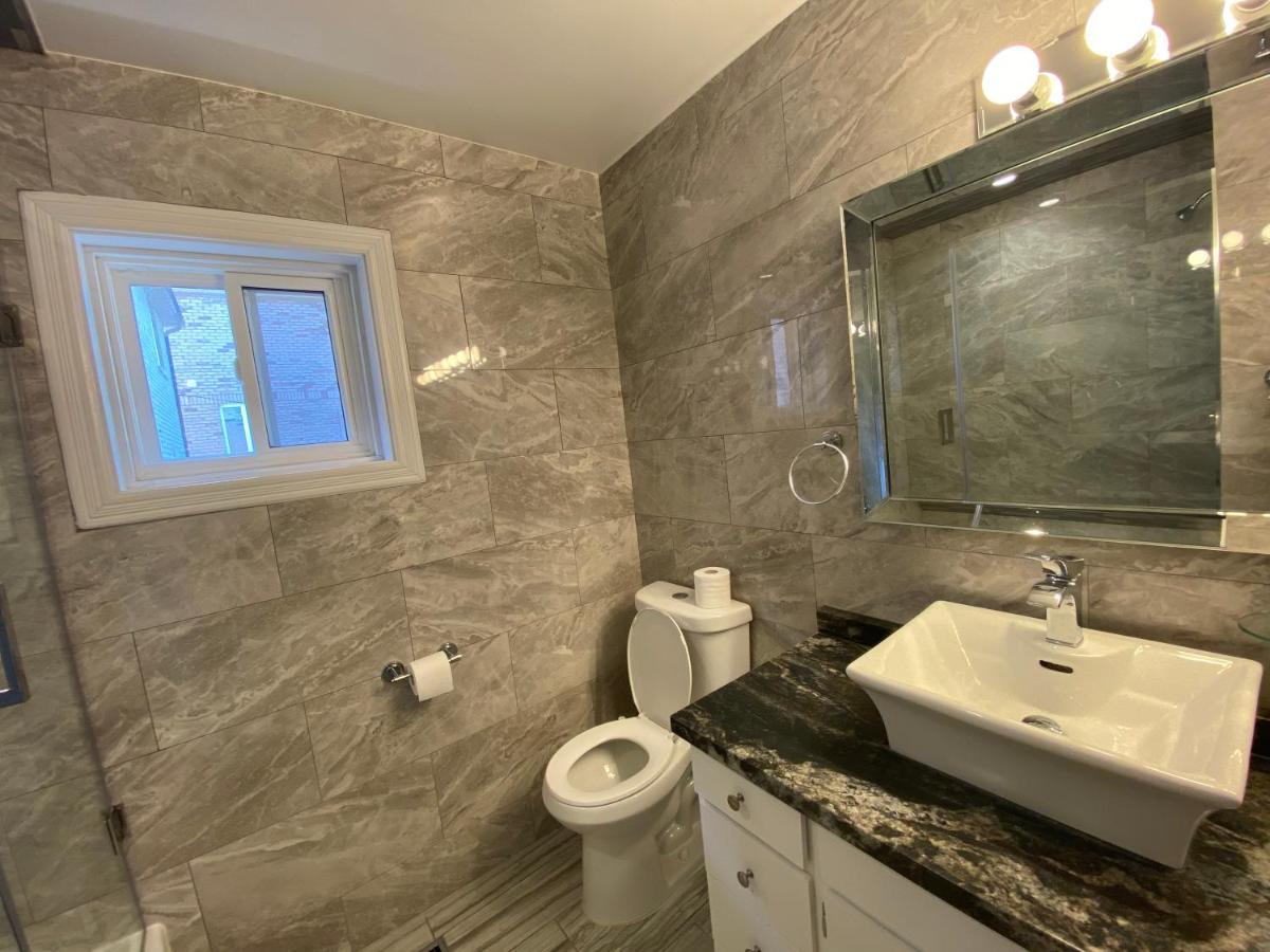 Yonge And Finch Subway !L Spacious & Bright Private Bedroom With Shared Amenties Toronto Exterior photo
